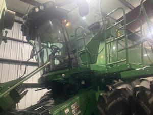 2023 John Deere S790 Image