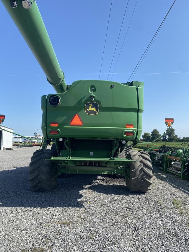 Image of John Deere S790 equipment image 4