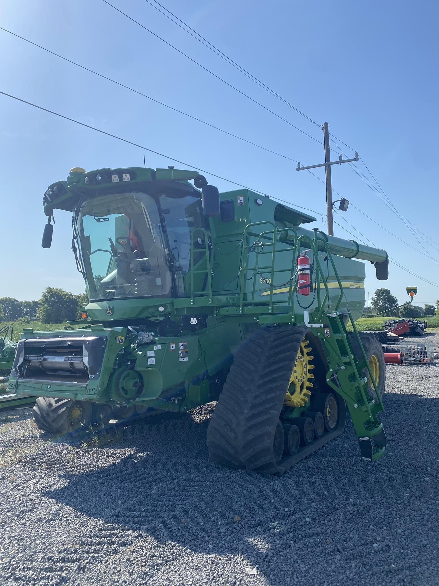2023 John Deere S790 Equipment Image0