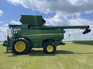 Main image John Deere S790 8