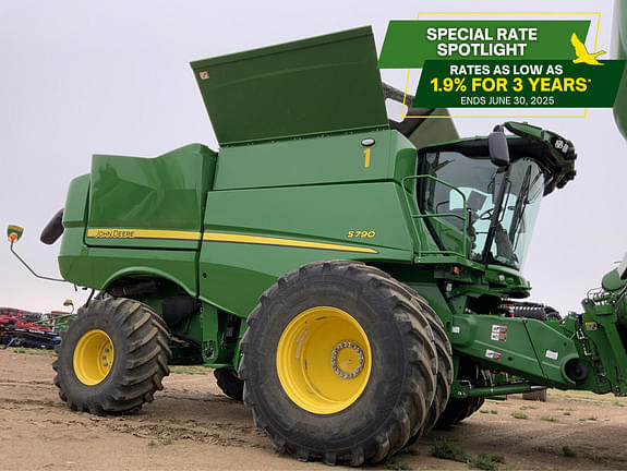 Image of John Deere S790 Image 0