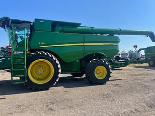 Main image John Deere S790 1