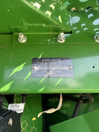 Image of John Deere S790 equipment image 1