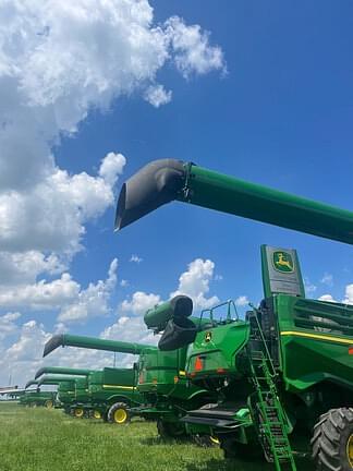 Image of John Deere S790 equipment image 4