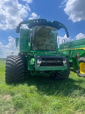 Image of John Deere S790 equipment image 2