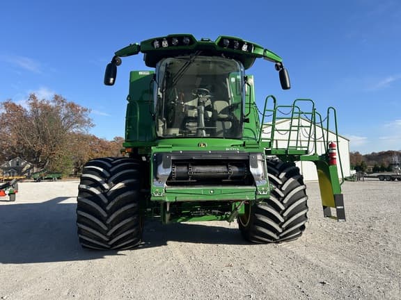 Image of John Deere S790 equipment image 2