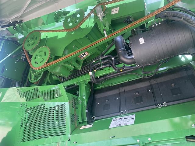 Image of John Deere S790 equipment image 3