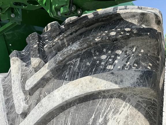 Image of John Deere S790 equipment image 1