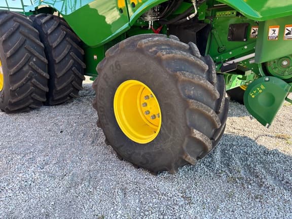 Image of John Deere S790 equipment image 4