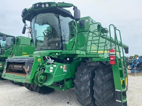 Image of John Deere S790 Primary image