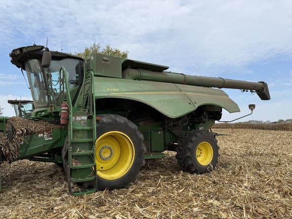 Image of John Deere S790 Primary image