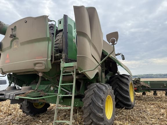 Image of John Deere S790 equipment image 4