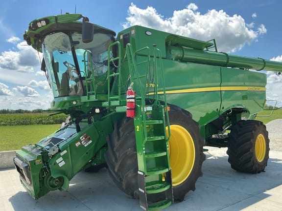 2023 John Deere S790 Equipment Image0