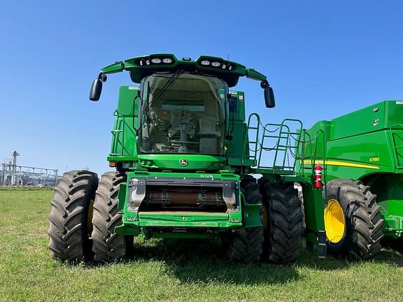 Image of John Deere S790 equipment image 1