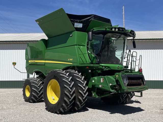 Image of John Deere S790 equipment image 2