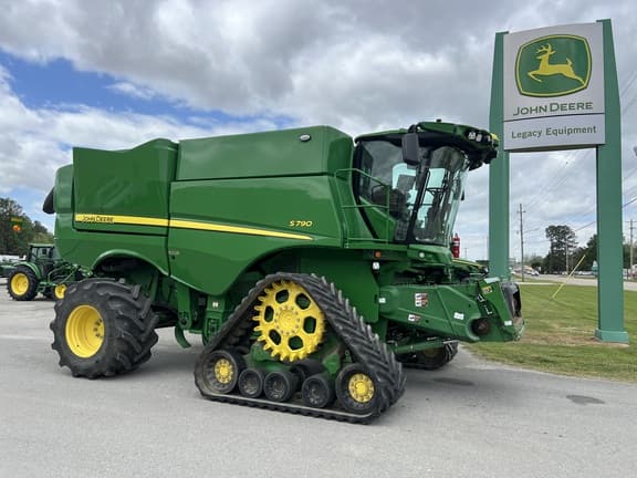 Image of John Deere S790 Primary image