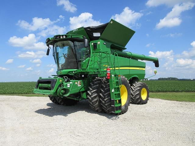 Image of John Deere S790 equipment image 1