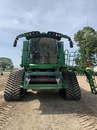 Image of John Deere S790 equipment image 1