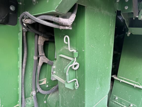 Image of John Deere S790 Image 1