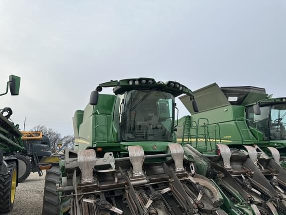 Image of John Deere S790 equipment image 1