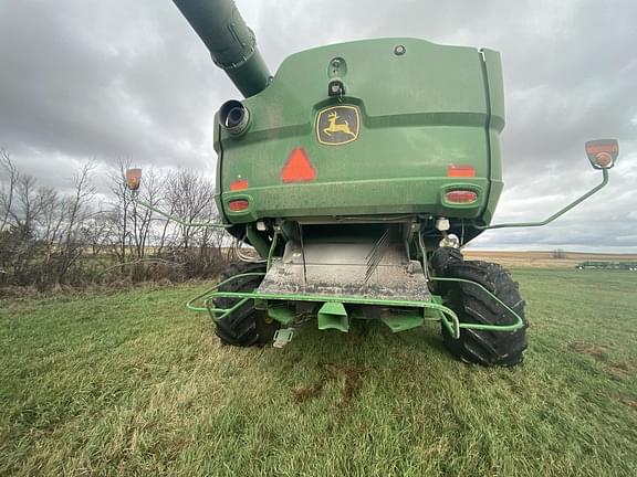 Image of John Deere S790 equipment image 4