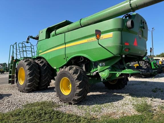 Image of John Deere S790 equipment image 4