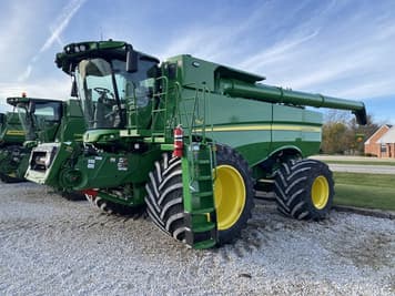 Main image John Deere S790