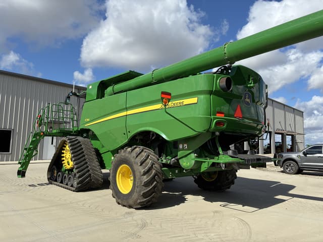 Image of John Deere S790 equipment image 2