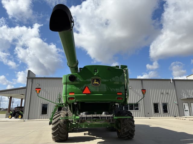 Image of John Deere S790 equipment image 3