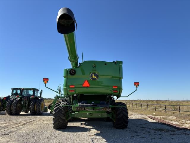 Image of John Deere S790 equipment image 3