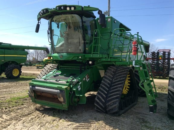 2023 John Deere S790 Equipment Image0