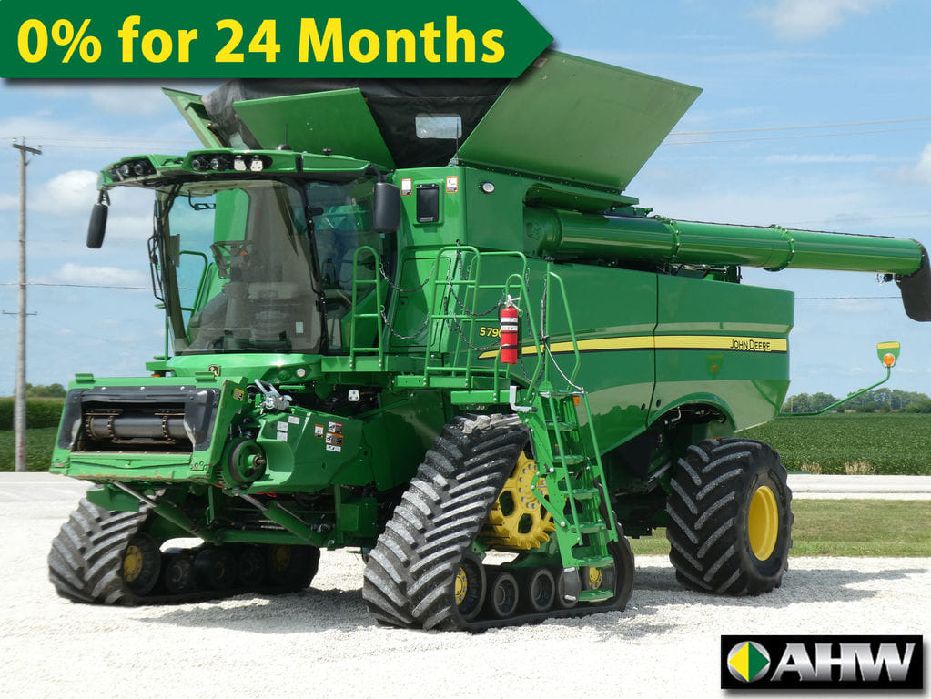 Main image John Deere S790