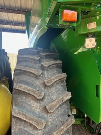 Image of John Deere S790 equipment image 4