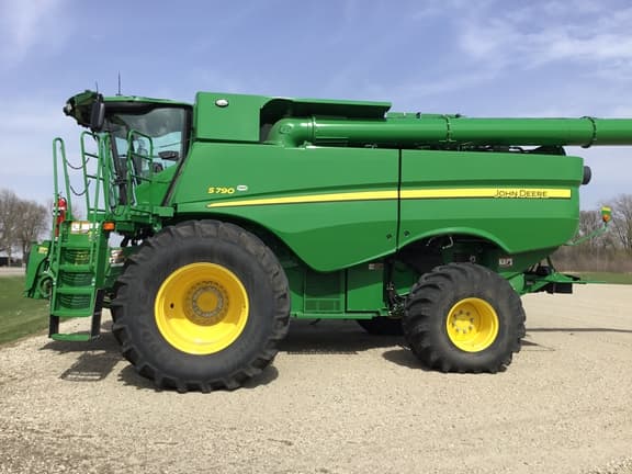 Image of John Deere S790 equipment image 3