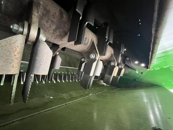 Image of John Deere S790 equipment image 4