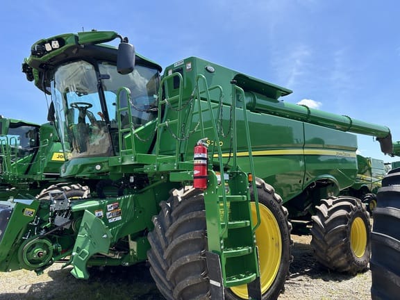 2023 John Deere S790 Equipment Image0