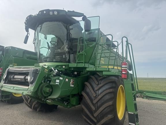 Image of John Deere S790 equipment image 1