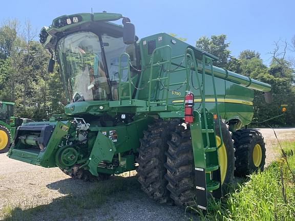 Image of John Deere S790 Primary image