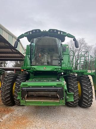 Image of John Deere S790 equipment image 1