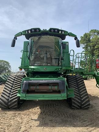 Image of John Deere S790 equipment image 1