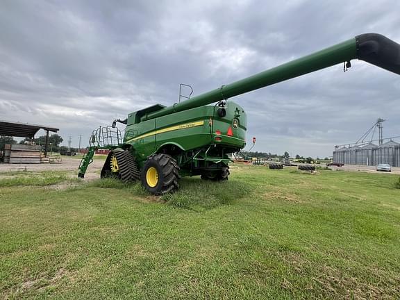 Image of John Deere S790 equipment image 4