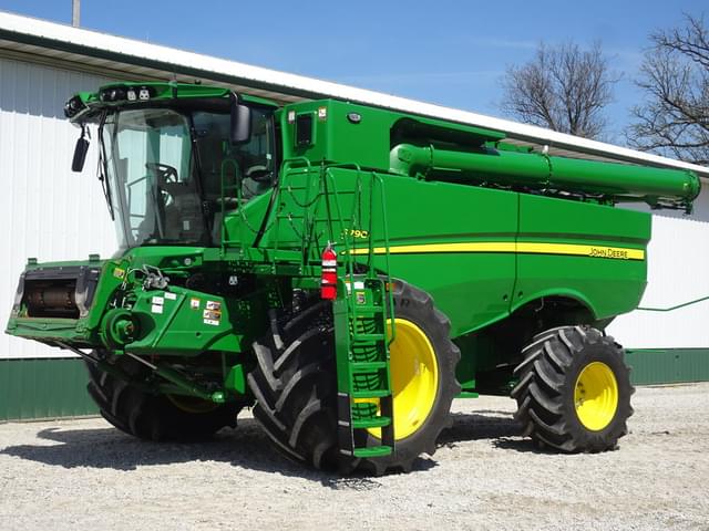 Image of John Deere S790 equipment image 1