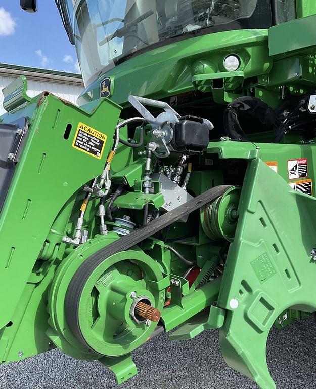 Image of John Deere S790 equipment image 2