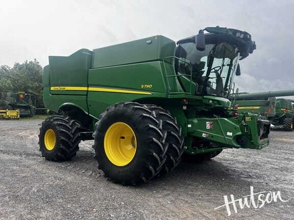 2023 John Deere S790 Image