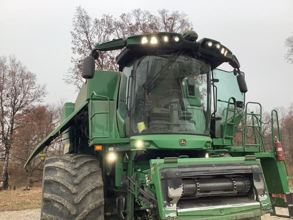 Image of John Deere S790 equipment image 3