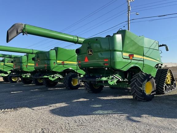 Image of John Deere S790 equipment image 3