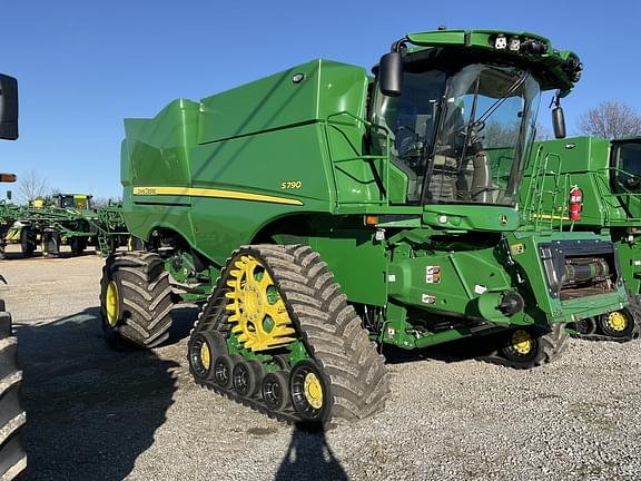 Image of John Deere S790 equipment image 4