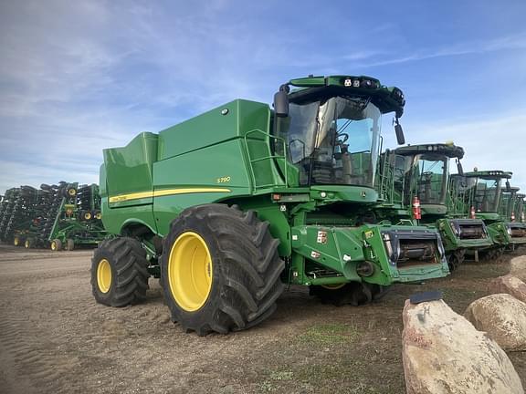 Image of John Deere S790 Primary image