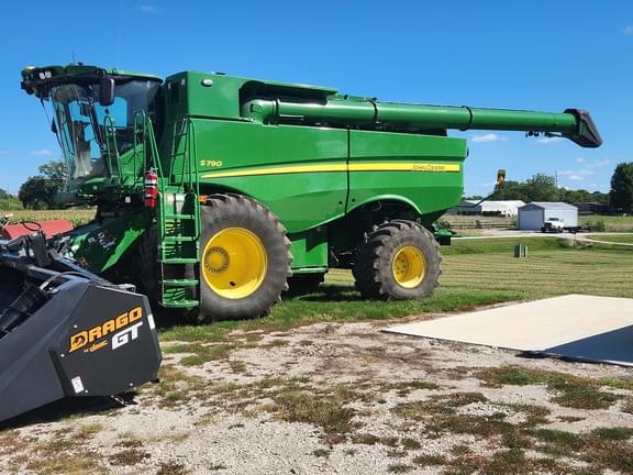 Image of John Deere S790 Primary image