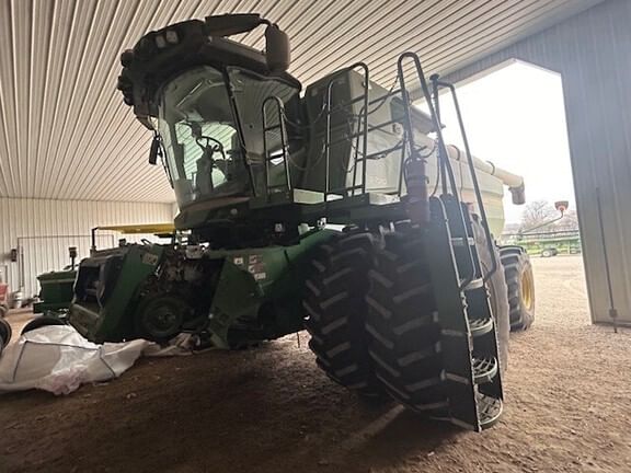 2023 John Deere S790 Equipment Image0